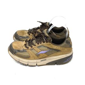 Avia Sneakers